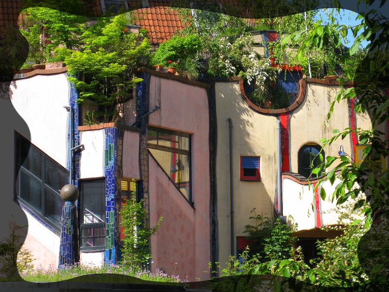 hundertwasser10.JPG - Begrünte Balkone.